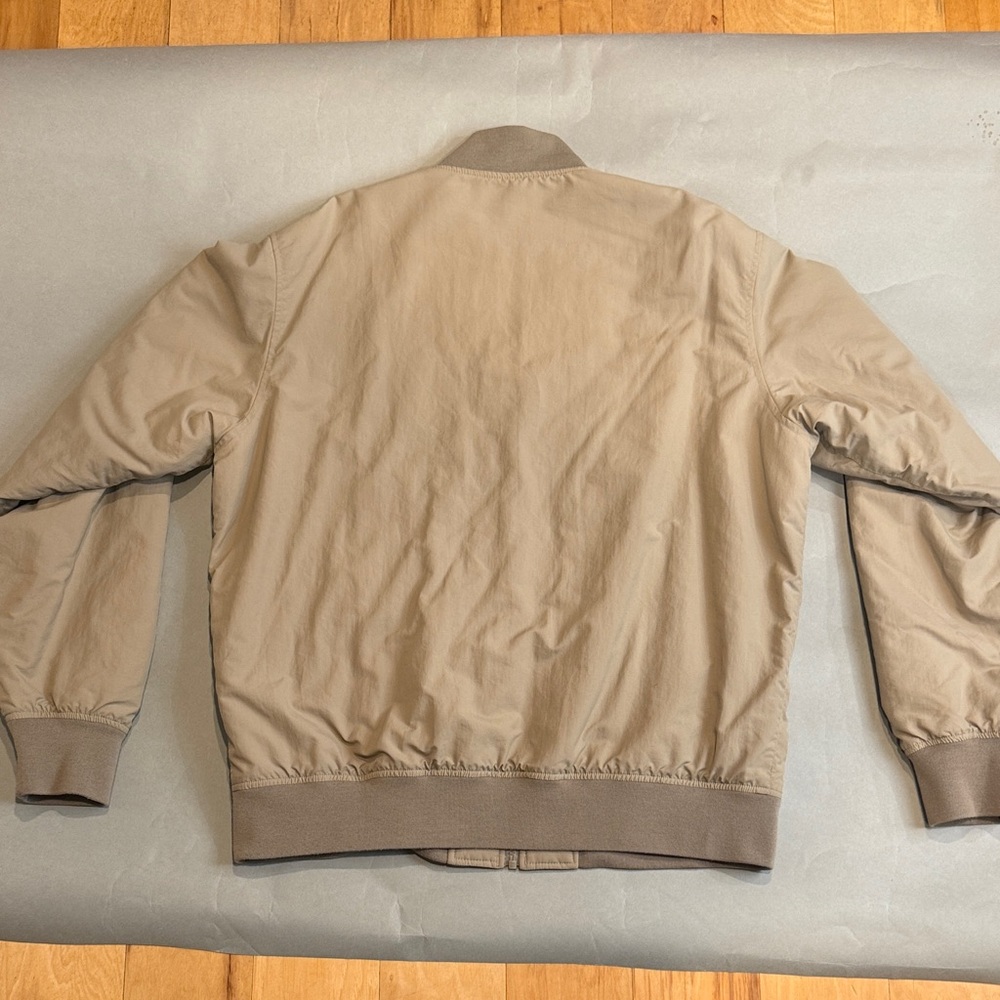 Uniqlo Men's Beige Bomber Jacket - Picture 3 of 6